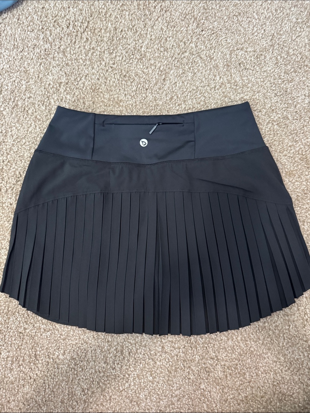 NWT Baleaf Skort, size M